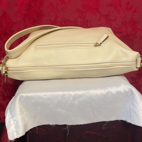 Remi‎ Reid Cream Color Leather Crossbody Bag - Picture 7 of 14